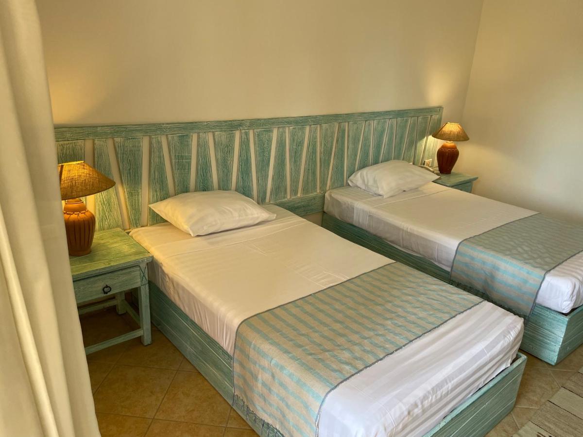 Blue Lagoon View Resort & Spa Marsza Alam Kültér fotó