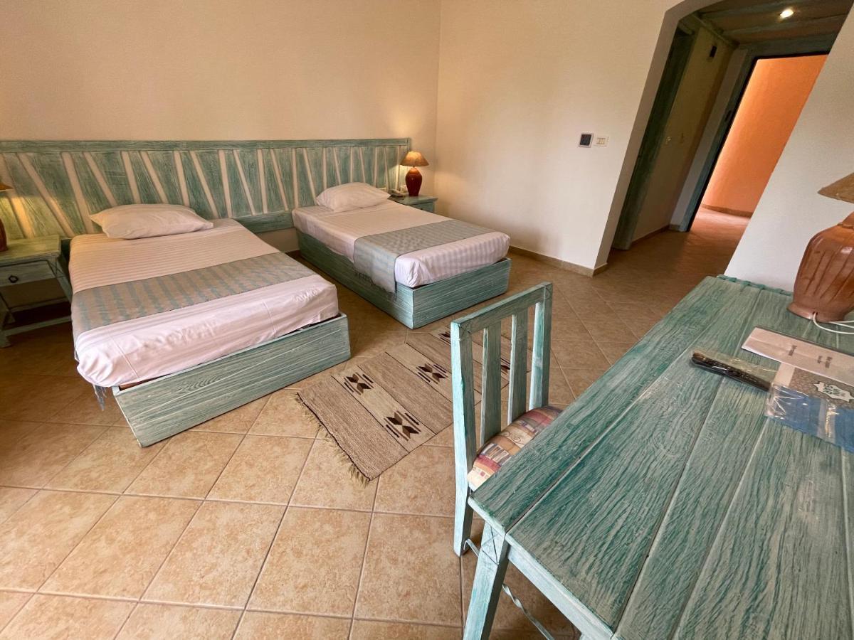 Blue Lagoon View Resort & Spa Marsza Alam Kültér fotó